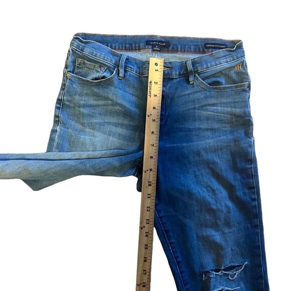 Tommy Hilfiger Greenwich Skinny Jeans. Authentically Distressed! Size 8. - Picture 14 of 15